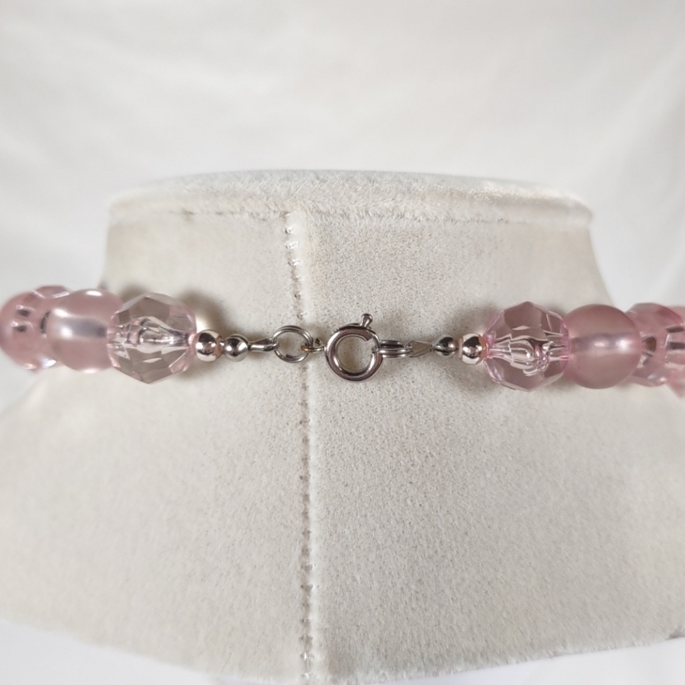 Vintage Unique Pastel Pink Clear And Frosted Lucite Statement Bib Necklace - Picture 8 of 9
